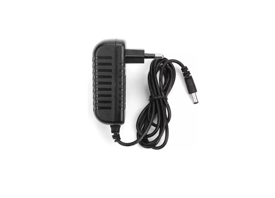ALIMENTADOR 9V DC9V POSITIVO CENTRO TECLADOS